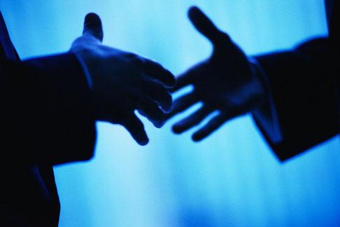 hands reaching, getty images E002713 (RF)